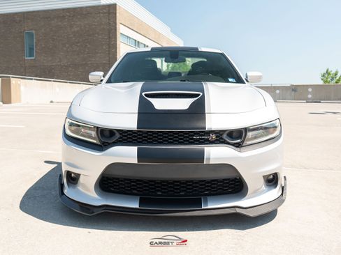 Used 2019 Dodge Charger Scat Pack w/ Stars & Stripes Edition RWD image 2