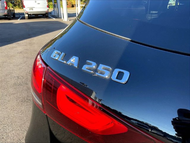 Certified 2023 Mercedes-Benz GLA 250 4MATIC image 26