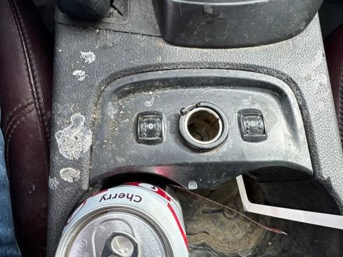 Used 2012 Ford Focus Titanium FWD image 12