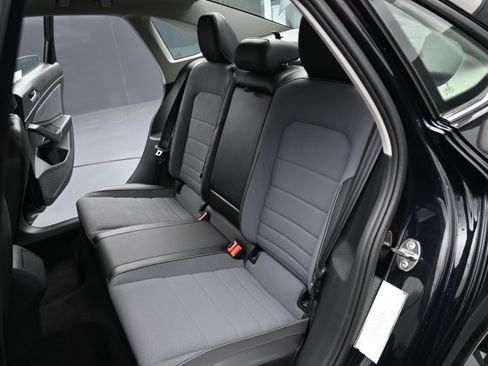 Used 2026 Volkswagen Jetta SE FWD image 23