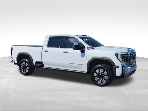 Used 2026 GMC Sierra 2500 Denali w/ Denali Reserve Package AWD/4WD image 2
