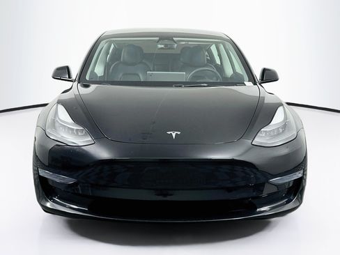 Used 2023 Tesla Model 3 Standard Range RWD image 2