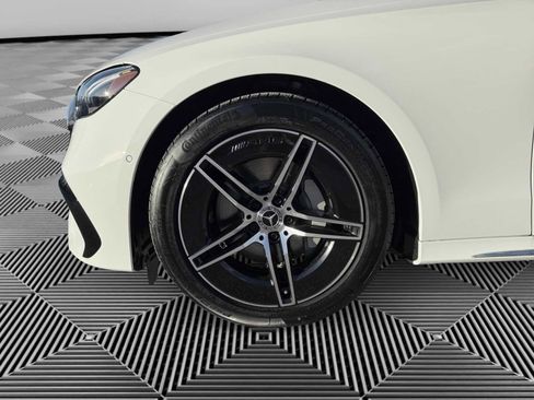 Certified 2025 Mercedes-Benz E 350 4MATIC Sedan image 9
