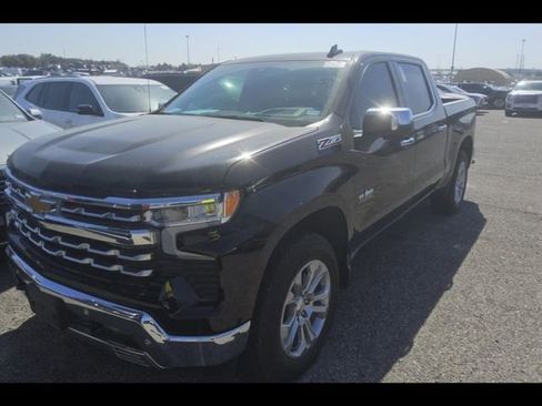 Used 2024 Chevrolet Silverado 1500 LTZ w/ LTZ Premium Texas Edition image 3