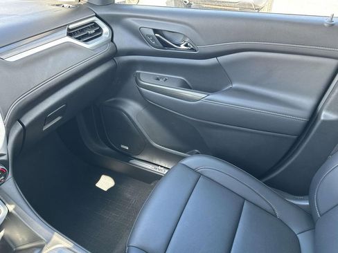 Certified 2023 GMC Acadia SLT w/ Elevation Edition image 32