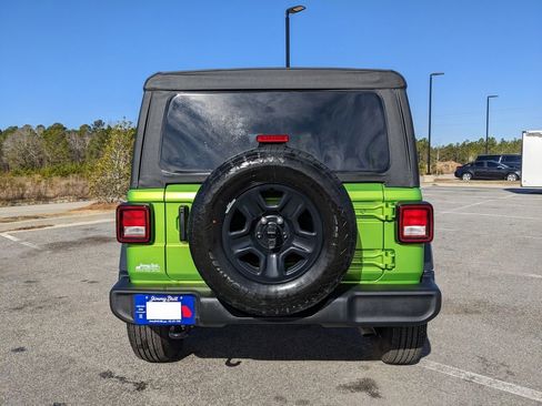 Used 2026 Jeep Wrangler Sport AWD/4WD image 15