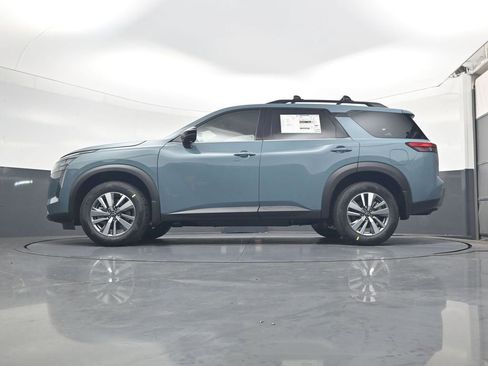 New 2026 Nissan Pathfinder SL AWD/4WD image 15