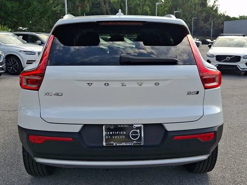 Certified 2023 Volvo XC40 B5 Ultimate w/ Protection Package Premier AWD/4WD image 5