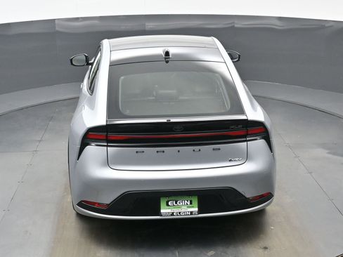 Used 2024 Toyota Prius XLE image 37