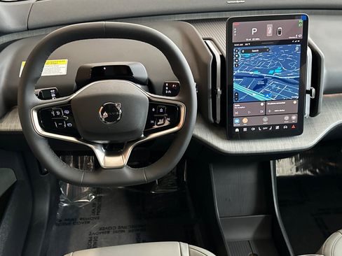 New 2026 Volvo EX30 Plus image 15