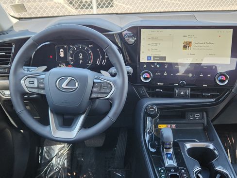 Used 2025 Lexus NX 350 AWD w/ Cold Area Package image 14