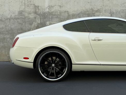 Used 2005 Bentley Continental GT image 18
