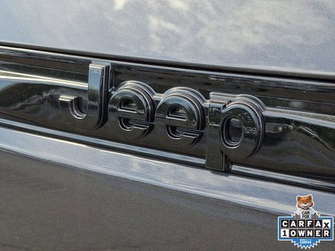 New 2026 Jeep Grand Cherokee Laredo image 13