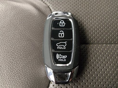 Used 2020 Hyundai Santa Fe Limited w/ Cargo Package FWD image 32