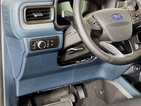 Used 2025 Ford Maverick Lariat w/ Black Appearance Package image 14