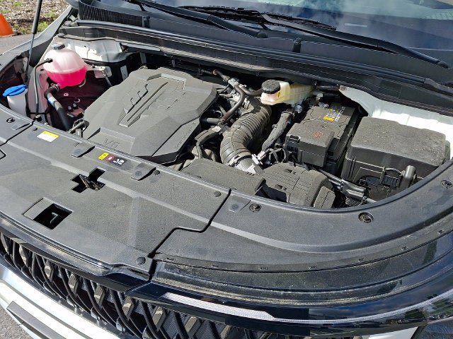 Used 2026 Kia Carnival FWD image 29