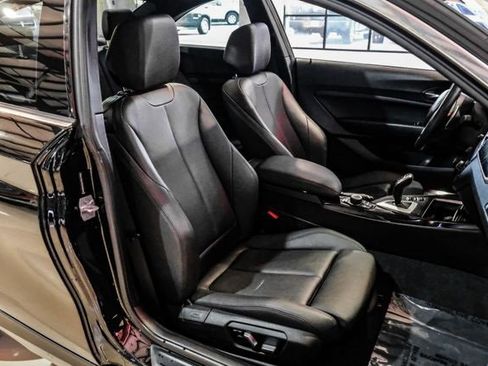 Used 2019 BMW 230i xDrive Coupe w/ Convenience Package image 32