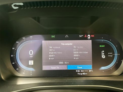 New 2024 Volvo XC40 Recharge Core w/ Protection Package Premier image 33