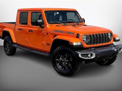 New 2025 Jeep Gladiator Sport