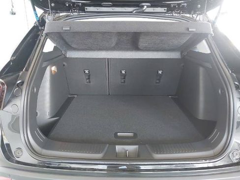 New 2026 Chevrolet Trax LT w/ Driver Confidence Package FWD image 27