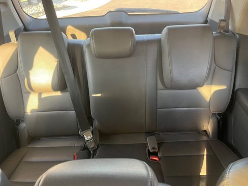 Used 2014 Honda Odyssey EX-L image 11