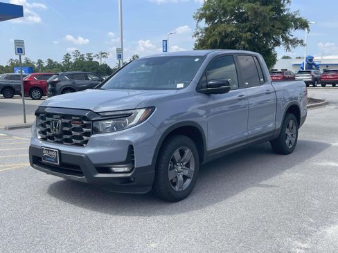 Used 2025 Honda Ridgeline TrailSport image 34