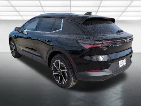 New 2026 Chevrolet Equinox EV LT AWD/4WD image 2