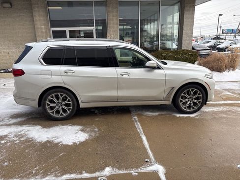 Used 2019 BMW X7 xDrive40i w/ Premium Package image 4