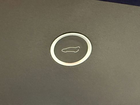 Used 2016 Tesla Model X 75D image 20