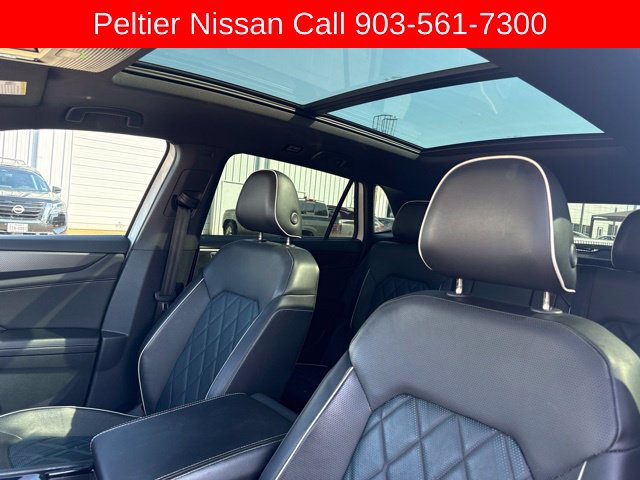 Used 2024 Volkswagen Atlas Cross Sport SEL Premium R-Line AWD/4WD image 18