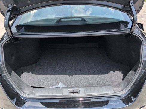 Used 2025 Nissan Sentra SV FWD image 28
