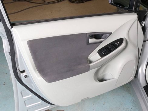 Used 2010 Toyota Prius FWD image 53