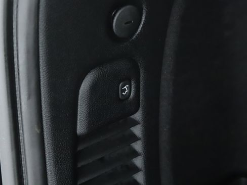 Used 2022 Dodge Durango GT w/ Blacktop Package AWD/4WD image 19