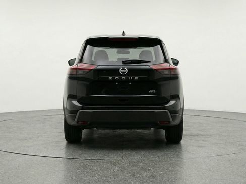 Used 2025 Nissan Rogue SV FWD image 7