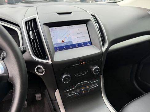Used 2019 Ford Edge SEL w/ Equipment Group 201A image 19