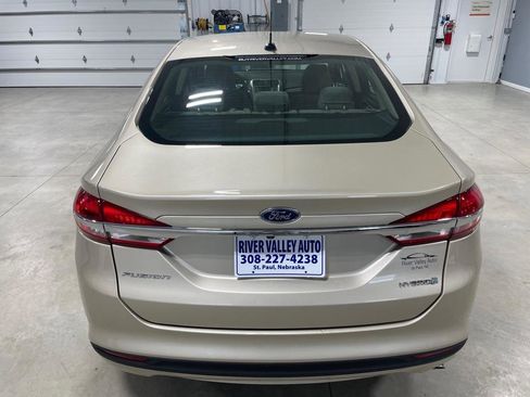 Used 2018 Ford Fusion S FWD image 6