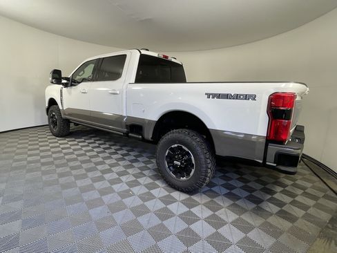 New 2026 Ford F250 King Ranch w/ Tremor Off-Road Package AWD/4WD image 3
