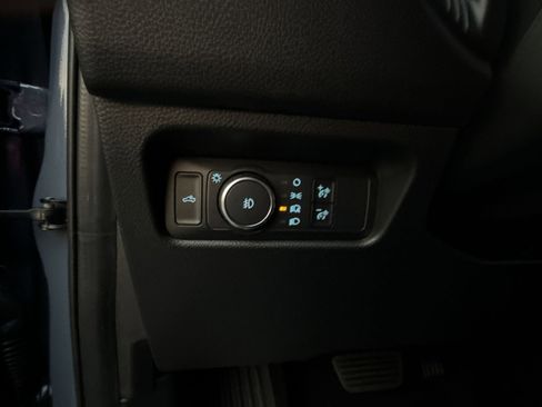 New 2025 Ford Ranger XLT w/ Equipment Group 301A High image 36