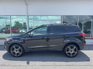 Used 2019 Ford Escape SEL FWD video 1