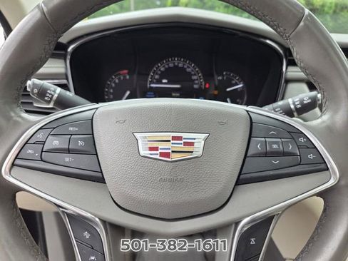 Used 2017 Cadillac XT5 Premium Luxury AWD/4WD image 25