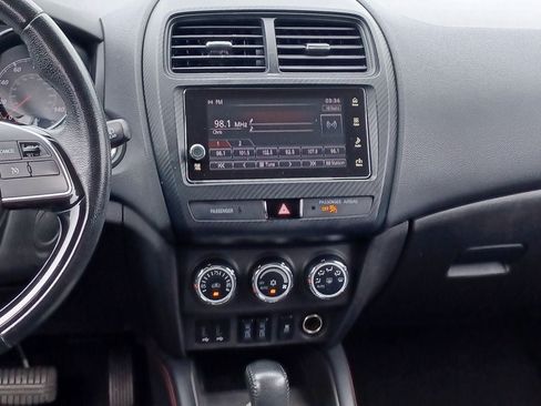 Used 2019 Mitsubishi Outlander Sport SE AWD/4WD image 21