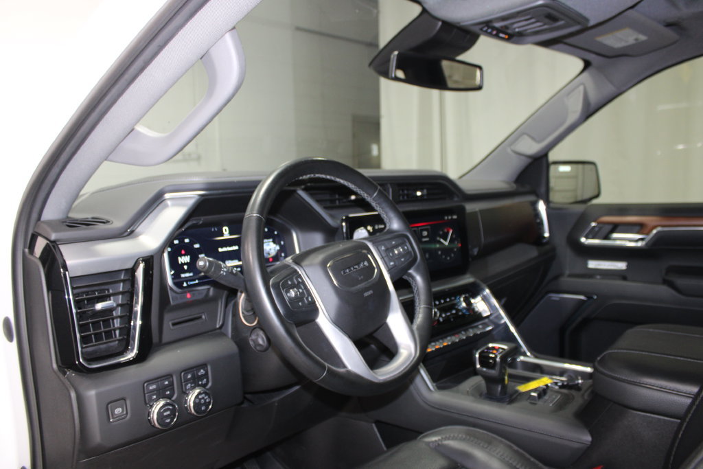 Used 2023 GMC Sierra 1500 Denali AWD/4WD image 23