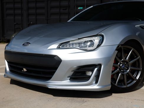 Used 2017 Subaru BRZ Limited w/ Performance Package RWD image 32