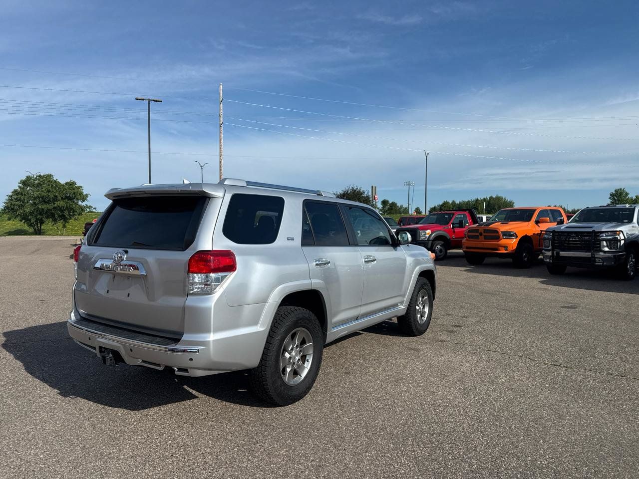 Used 2010 Toyota 4Runner SR5 AWD/4WD image 5
