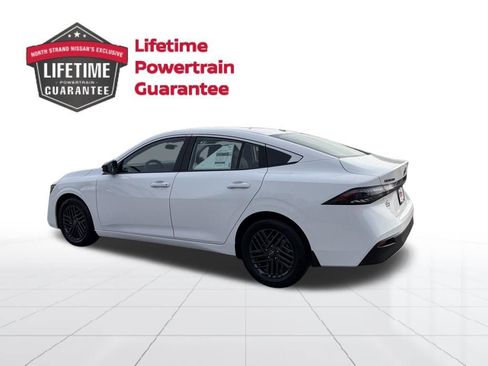 New 2026 Nissan Sentra SR w/ SR All Weather Package image 3