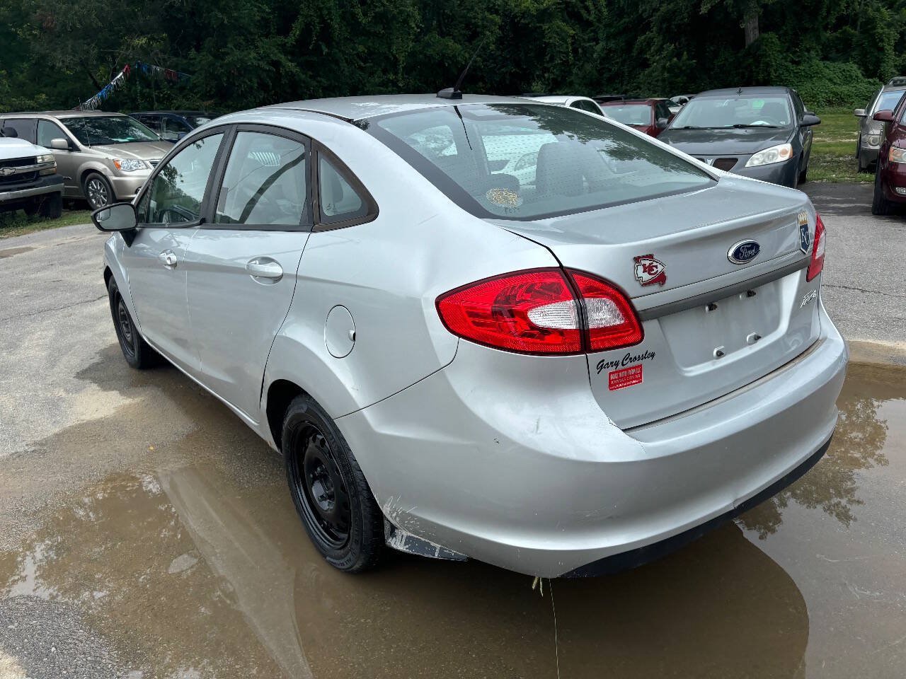 Used 2013 Ford Fiesta S FWD image 10