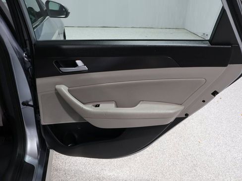 Used 2015 Hyundai Sonata Sport image 21