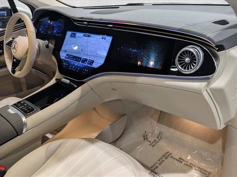 Certified 2023 Mercedes-Benz EQS 580 4MATIC SUV image 23
