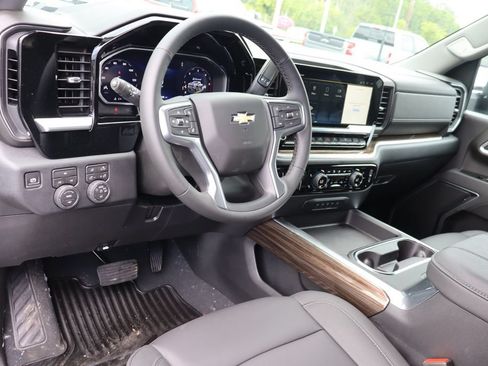 New 2026 Chevrolet Silverado 2500 LT w/ Safety Package AWD/4WD image 6