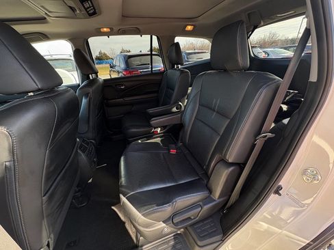 Used 2016 Honda Pilot Elite image 26